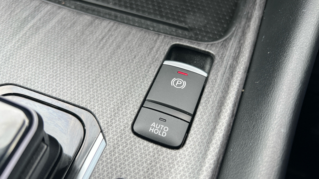 Nissan Qashqai E-power Tekna White #20
