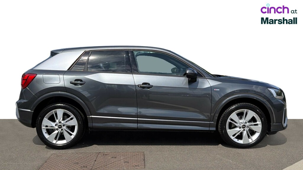 Audi Q2 S Line 35 Tfsi 150 Ps S Tronic Black #2