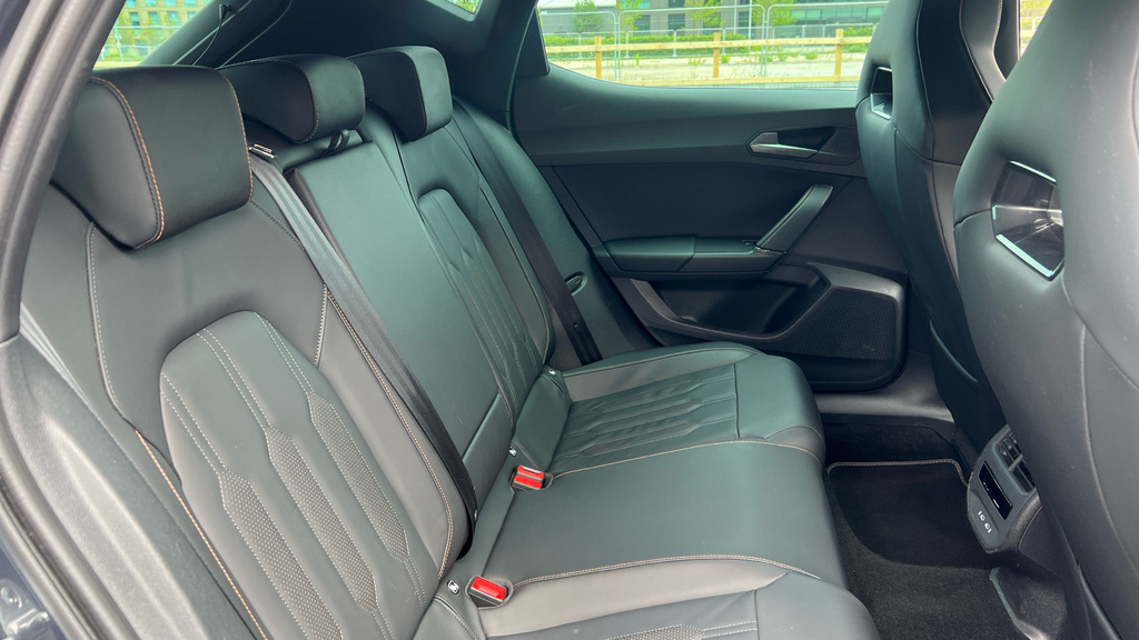 Cupra Leon Estate V1 1.5 Tsi Evo 150Ps Black #14