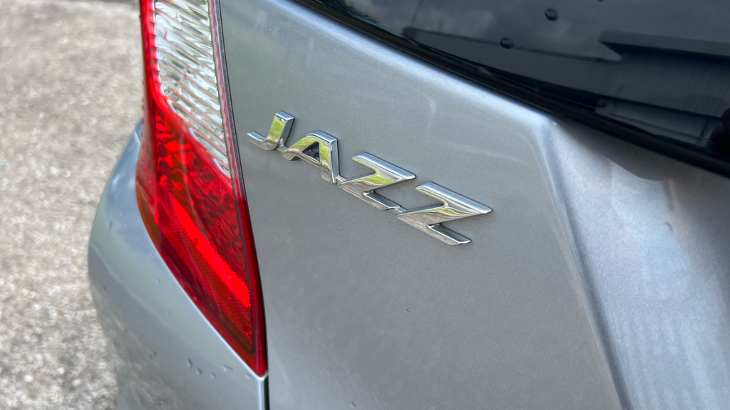 Honda Jazz Se Navi Silver #42