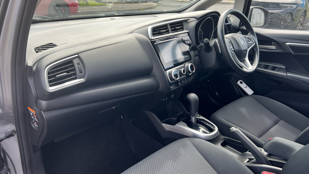 Honda Jazz Se Navi Silver #9
