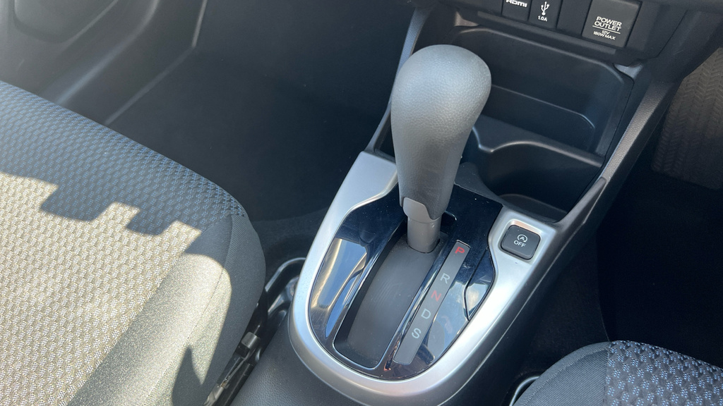 Honda Jazz Se Navi Silver #29