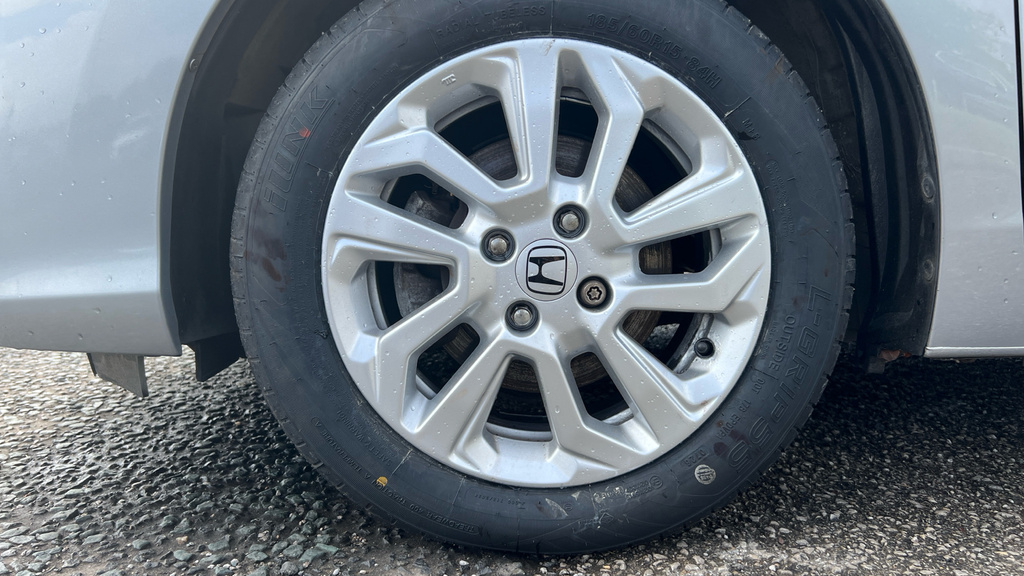 Honda Jazz Se Navi Silver #18