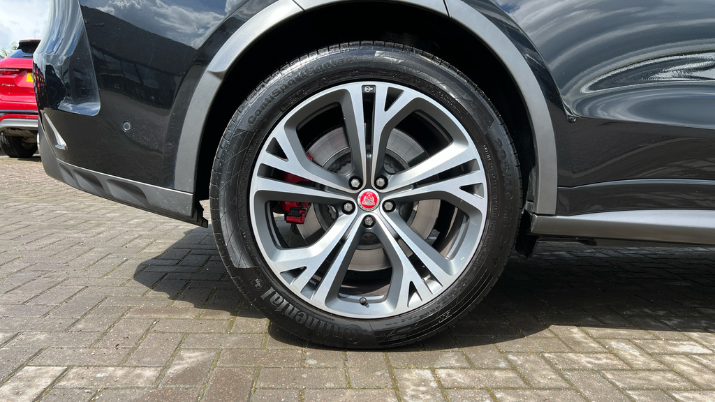 Jaguar F-Pace 5.0 V8 550 Svr Awd Black #21