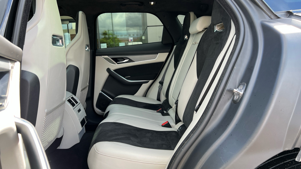 Jaguar F-Pace 5.0 V8 550 Svr Awd Black #16