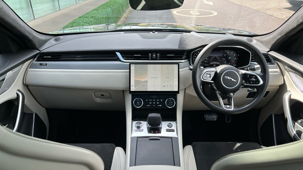 Jaguar F-Pace 5.0 V8 550 Svr Awd Black #26