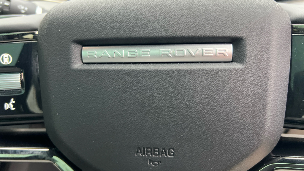 Land Rover Range Rover Evoque 2.0 D200 Edition 2025 Black #36
