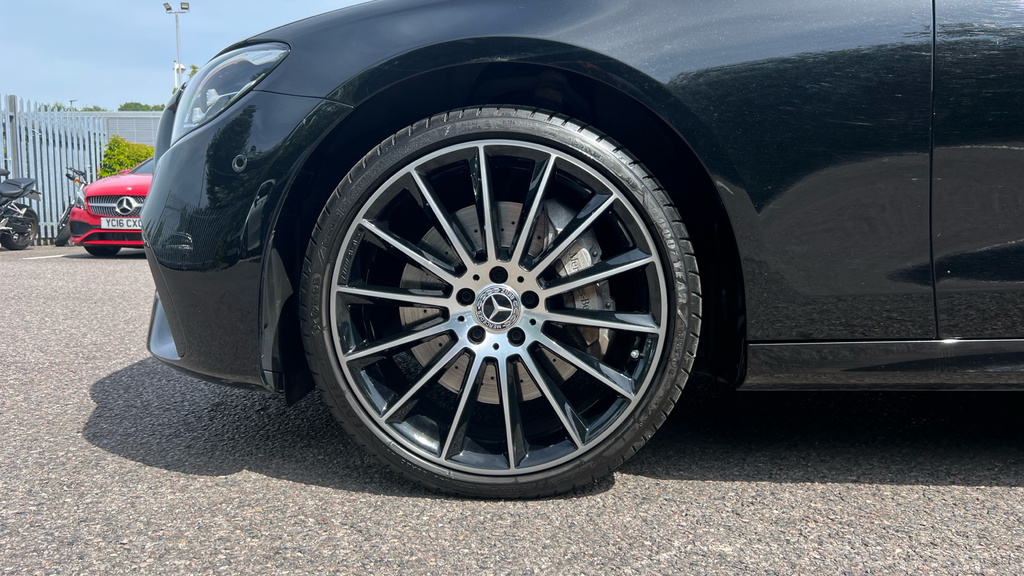 Mercedes-Benz E Class 2.0 E300de 13.5Kwh Amg Line Night Edition Premium Grey #27
