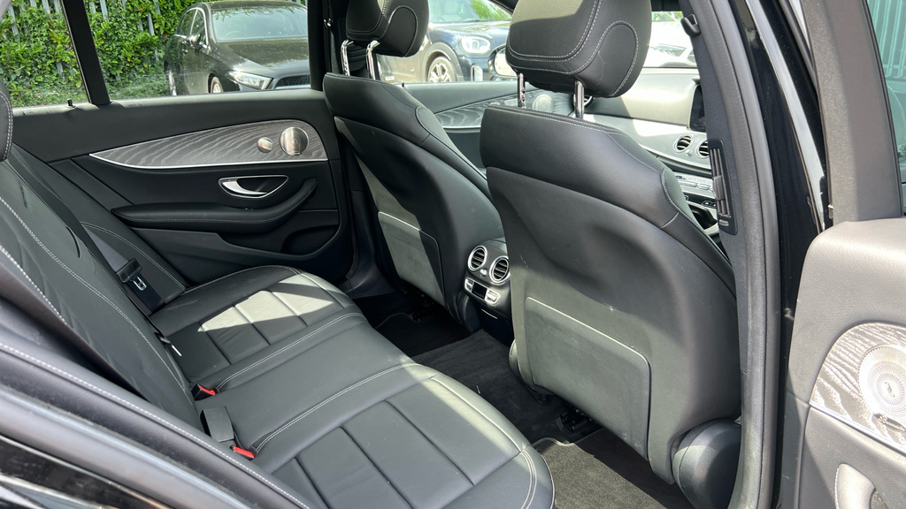 Mercedes-Benz E Class 2.0 E300de 13.5Kwh Amg Line Night Edition Premium Grey #24