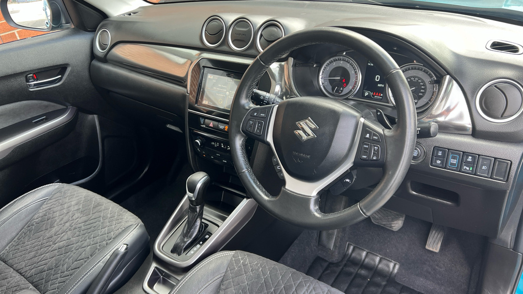 Suzuki Vitara Vitara Sz-t Boosterjet Mhev White #18