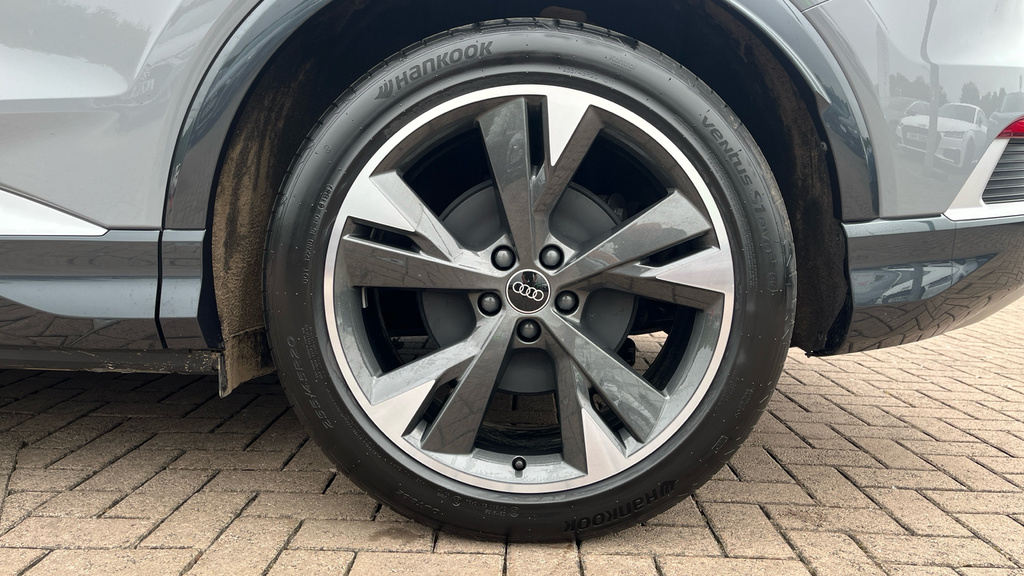 Audi Q4 E Tron 55 Black Edition Suv Quattro 82K Grey #19