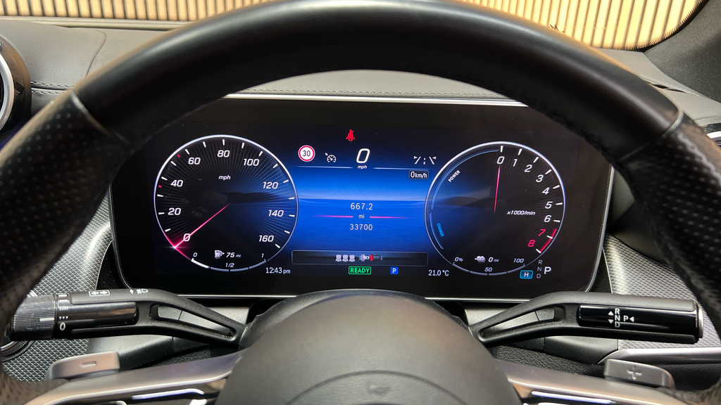 Mercedes-Benz GLC Class Urban Edition White #17