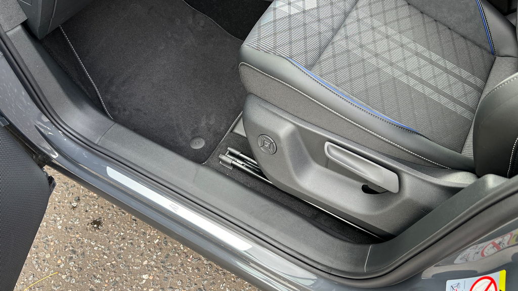 Volkswagen Tiguan Elegance Grey #45