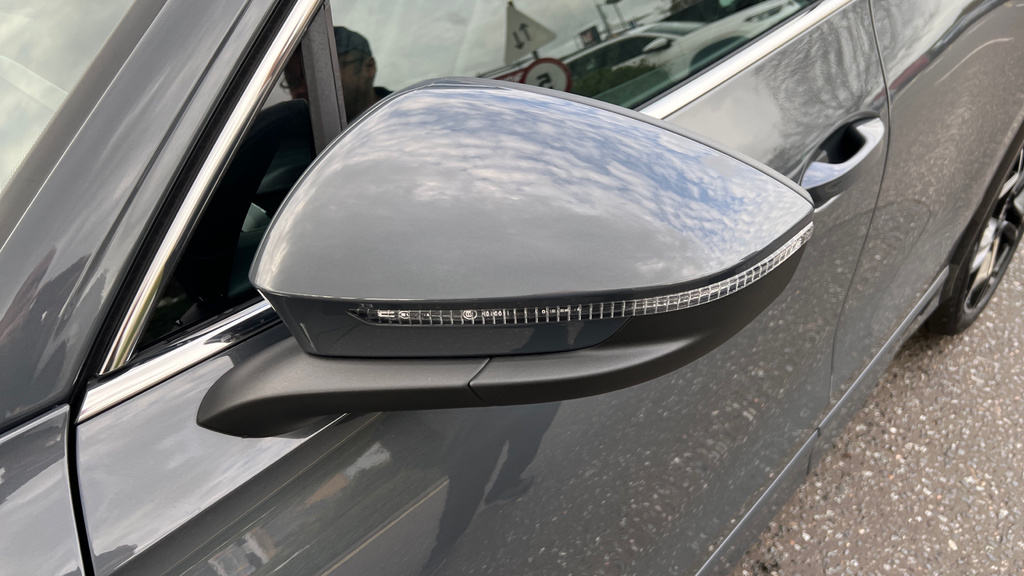 Volkswagen Tiguan Elegance Grey #49