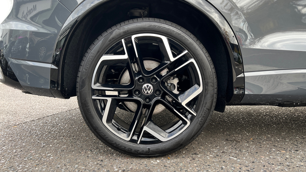 Volkswagen Tiguan Elegance Grey #17