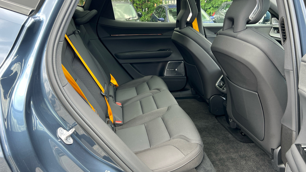 Polestar 3 80Kw 111Kwh Lr Dm Performance Plus Pilot Black #26