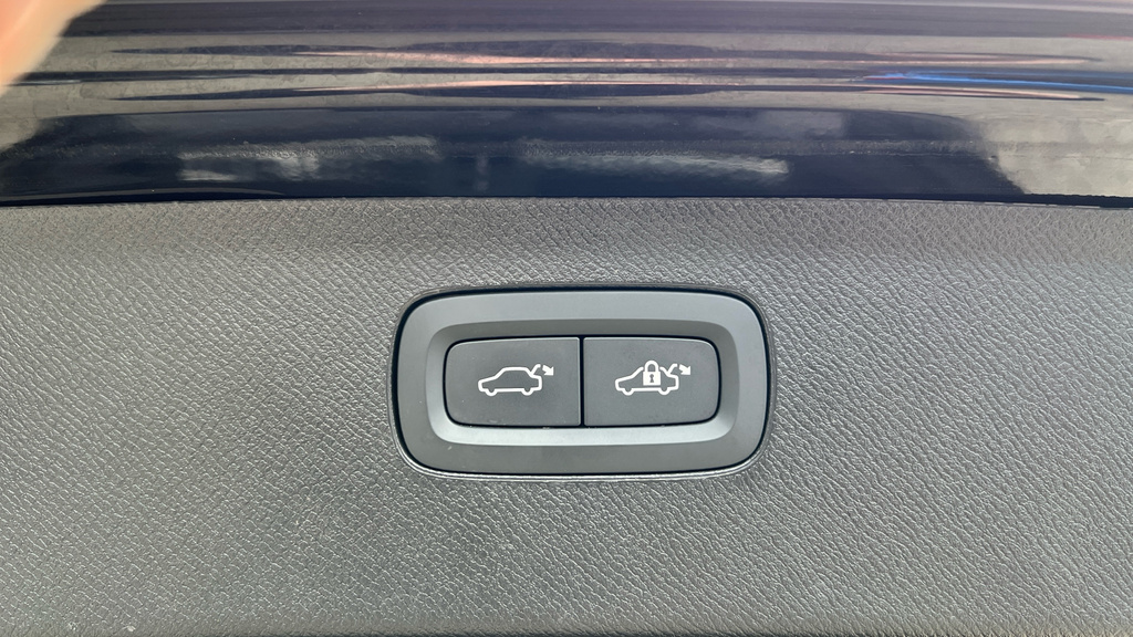 Volvo XC90 T8 Awd Plug-in Hybrid Core Bright Grey #39