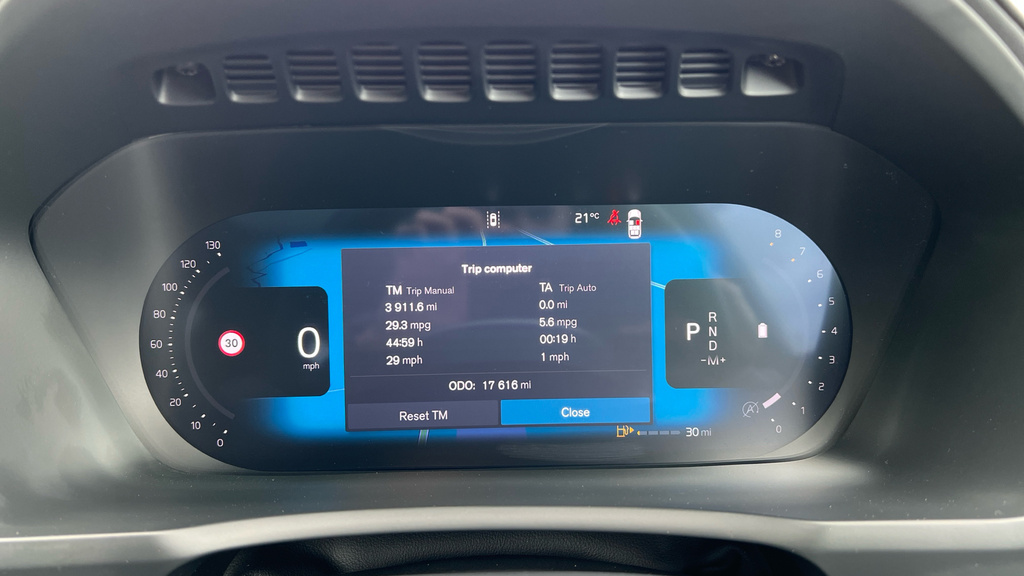 Volvo XC90 T8 Awd Plug-in Hybrid Core Bright Grey #16