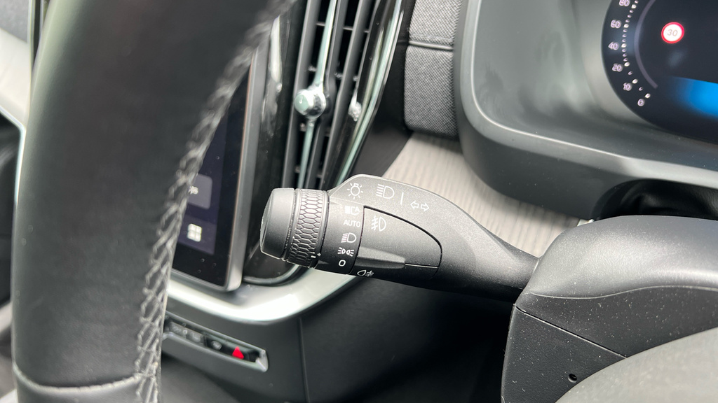 Volvo XC90 T8 Awd Plug-in Hybrid Core Bright Grey #29