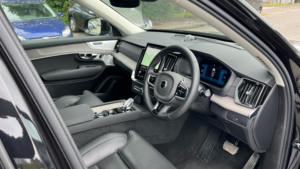 Volvo XC90 T8 Awd Plug-in Hybrid Core Bright Grey #9