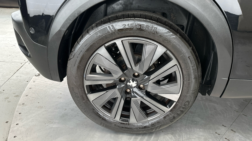 Peugeot e-2008 1.2 Puretech 130 Gt Line Grey #29