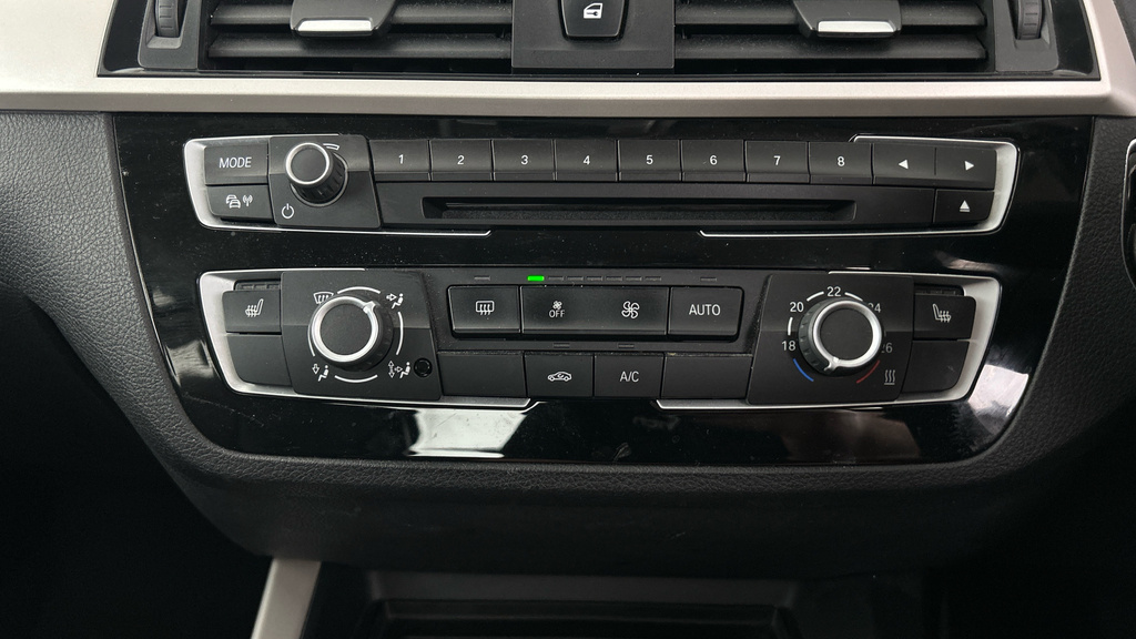 BMW 2 Series 218D 150 Sport Nav White #13
