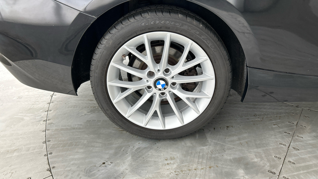 BMW 2 Series 218D 150 Sport Nav White #23
