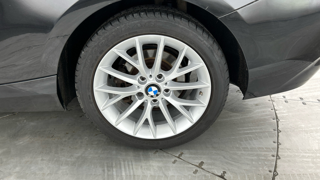 BMW 2 Series 218D 150 Sport Nav White #22