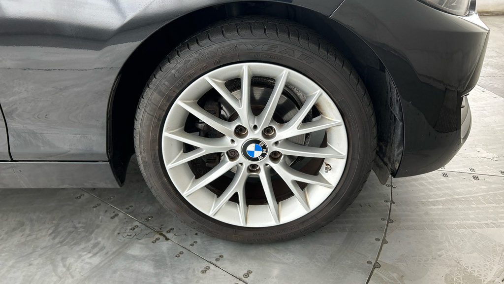 BMW 2 Series 218D 150 Sport Nav White #24