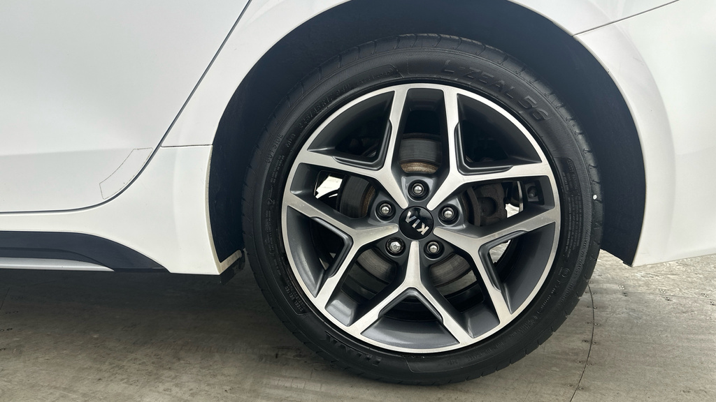 Kia Proceed 1.4 T Gdi Gt Line Lunar Edition Shooting Brake Silver #30