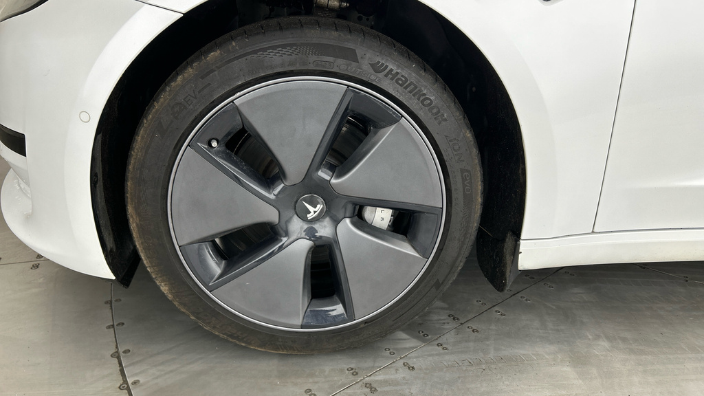Tesla Model 3 Saloon Rwd 241 Bhp Grey #27