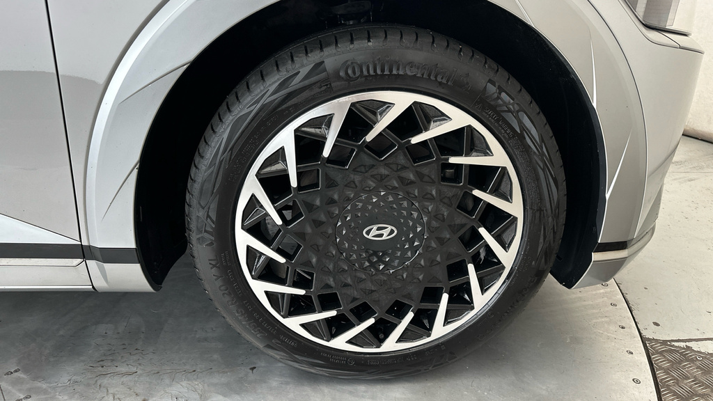 Hyundai Ioniq 5 Hatchback Grey #29