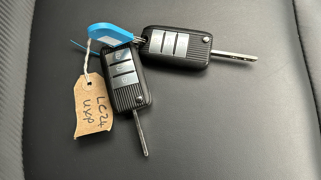 MG ZS 1.5 Hybrid Se Blue #31