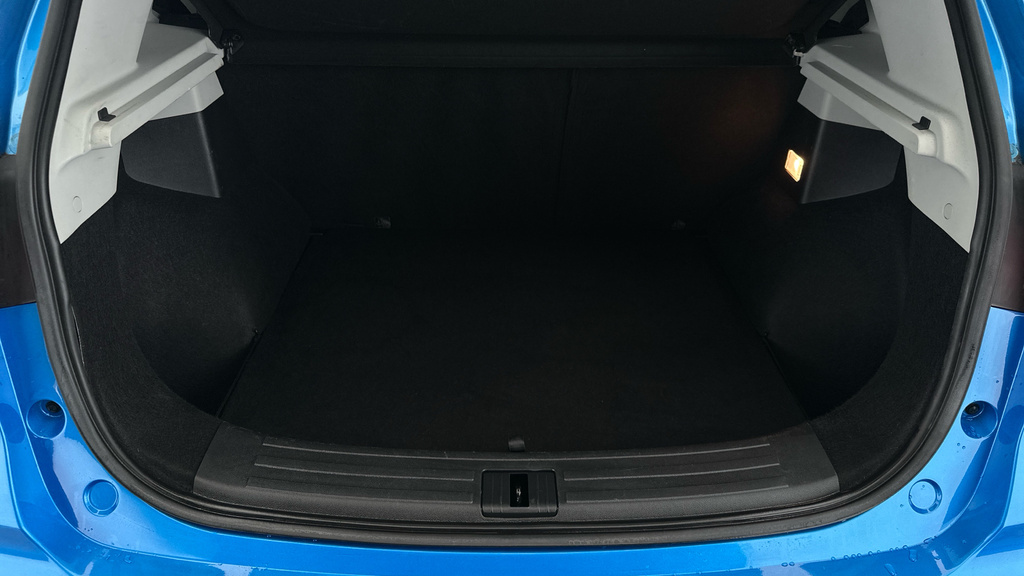 MG ZS 1.5 Hybrid Se Blue #24