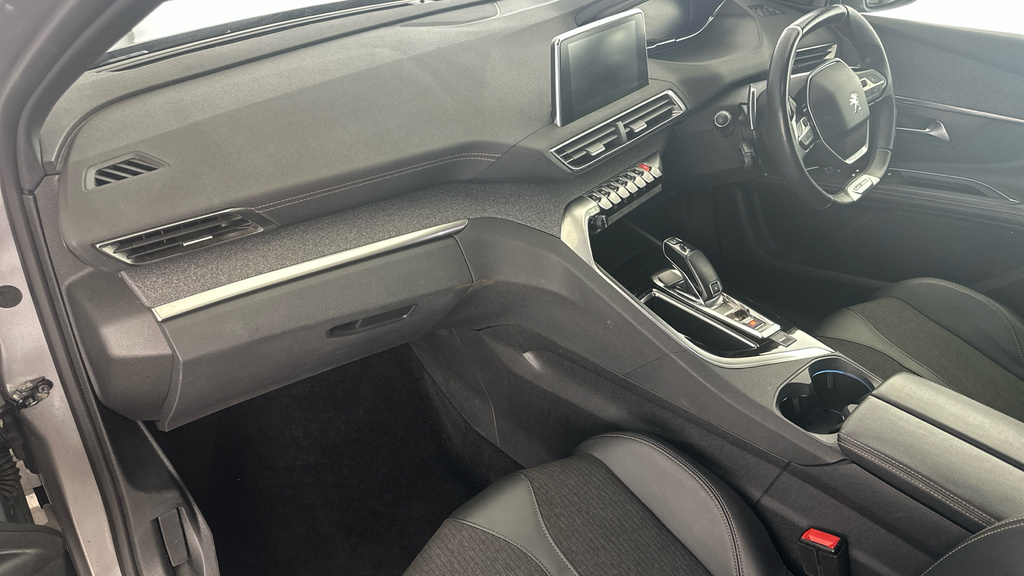 Peugeot 5008 1.2 Puretech Active Grey #10