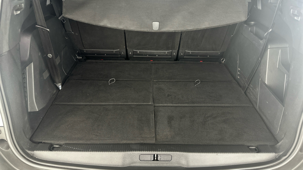 Peugeot 5008 1.2 Puretech Active Grey #25