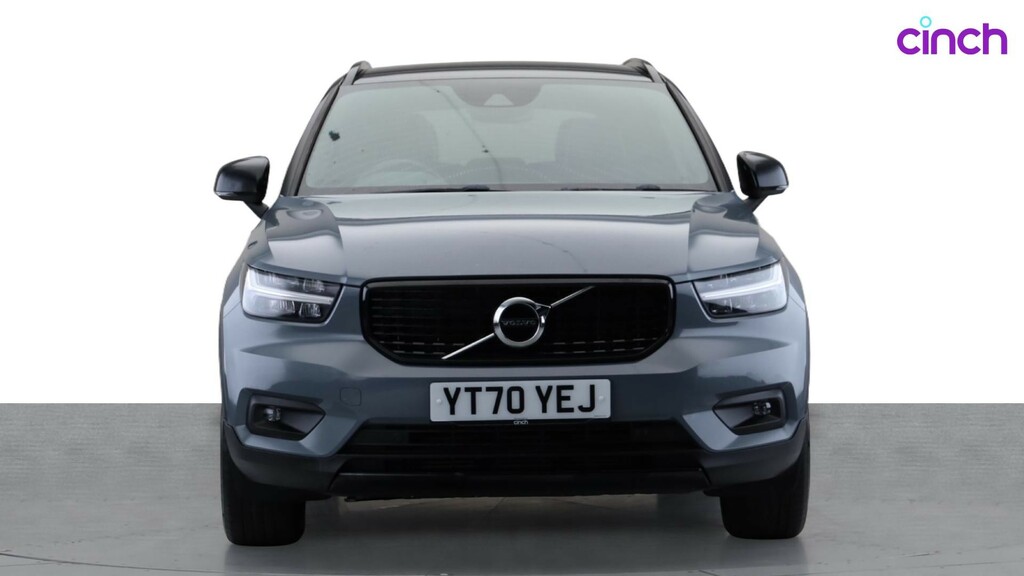 Volvo XC40 T3 R-design Pro White #11