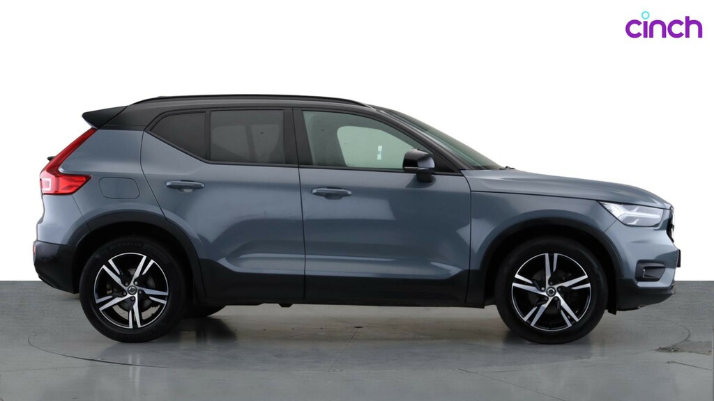 Volvo XC40 T3 R-design Pro White #2