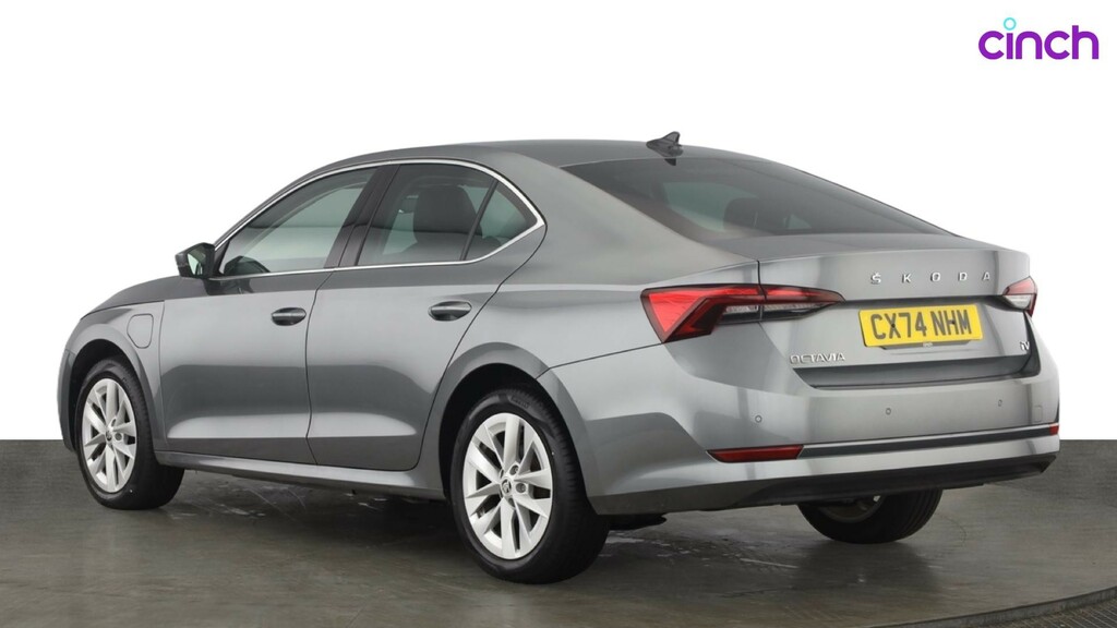 Skoda Octavia 1.5 Tsi Se Technology Black #5