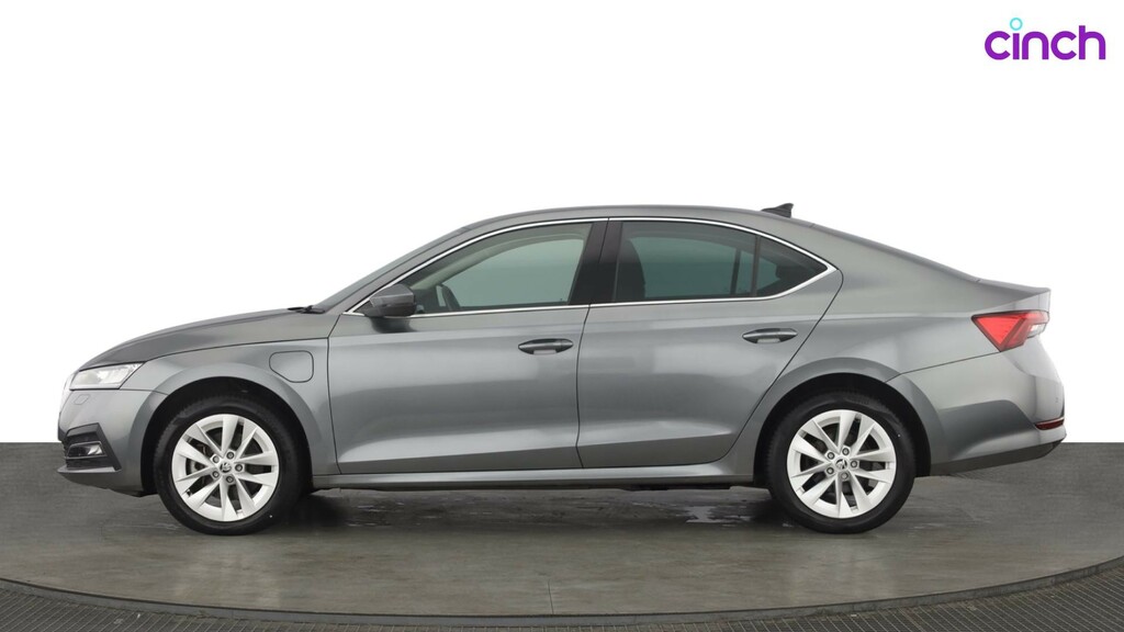 Skoda Octavia 1.5 Tsi Se Technology Black #6