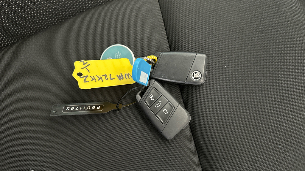 Skoda Karoq Se L Blue #27