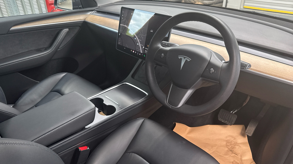 Tesla Model Y Suv Rwd 346 Ps White #9