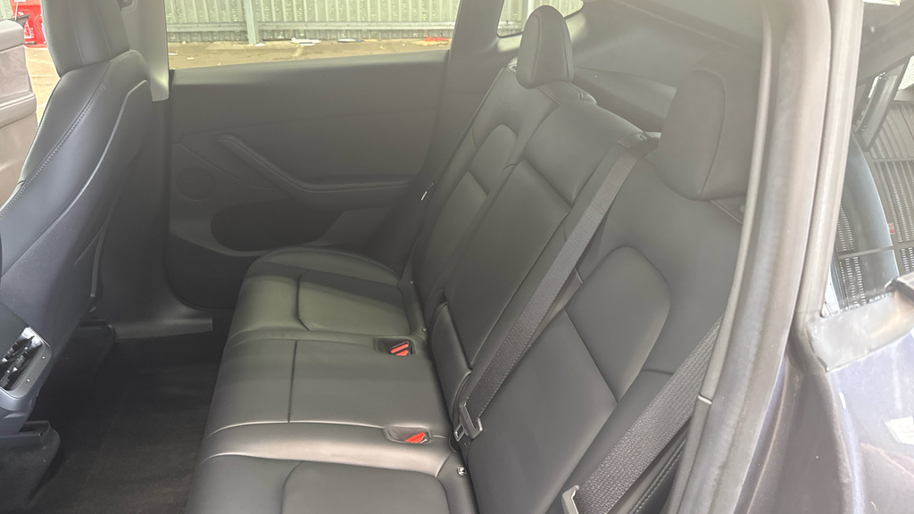 Tesla Model Y Suv Rwd 346 Ps White #14