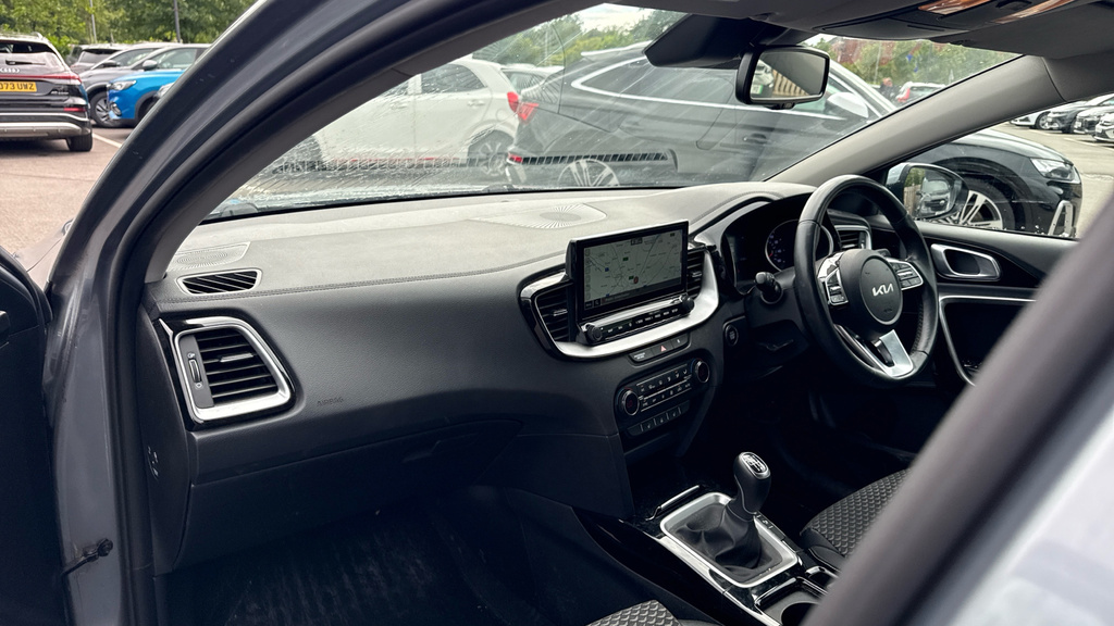 Kia Xceed 1.5T Gdi Isg 3 Black #15