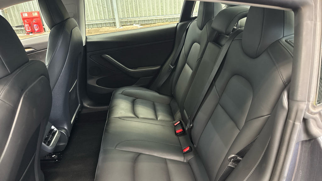 Tesla Model 3 2021 71 Dual #14