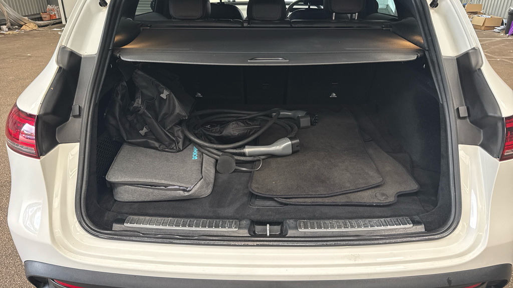 Mercedes-Benz EQC Suv Grey #15