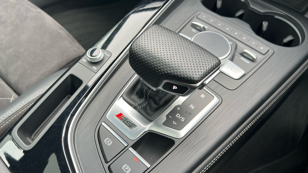 Audi RS5 5 Audi Sport Ed Tfsi Quat A White #39