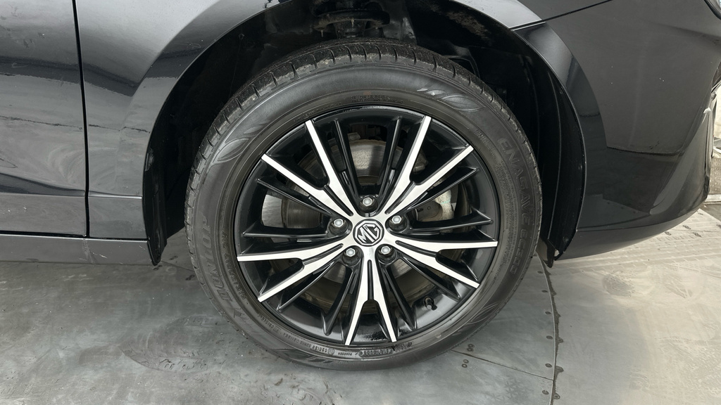 MG MG5 61.1Kwh Exclusive Long Range Estate A Black #27