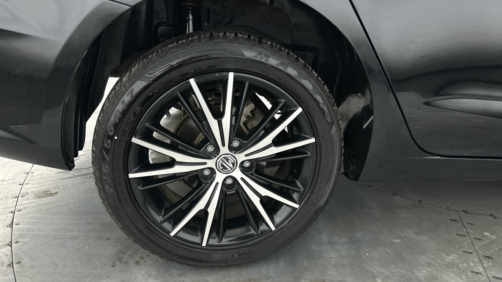 MG MG5 61.1Kwh Exclusive Long Range Estate A Black #26