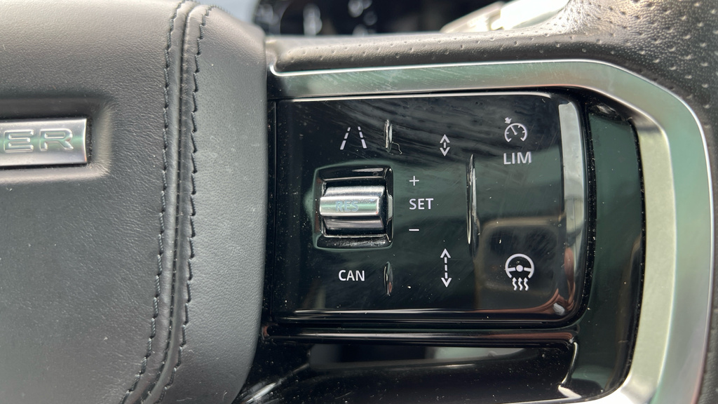 Land Rover Range Rover Evoque 1.5 R-dynamic Se 296 Bhp Powered Tailgate, Heat White #46